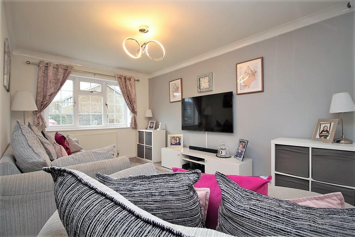 3 bed property in Church Mews, Reading